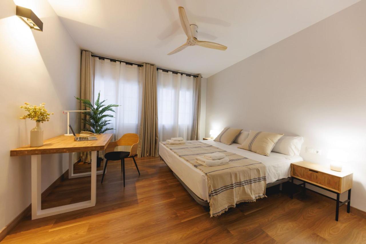 Bravissimo Figuerola, Spacious 3-Bedroom Apartment Girona Eksteriør billede