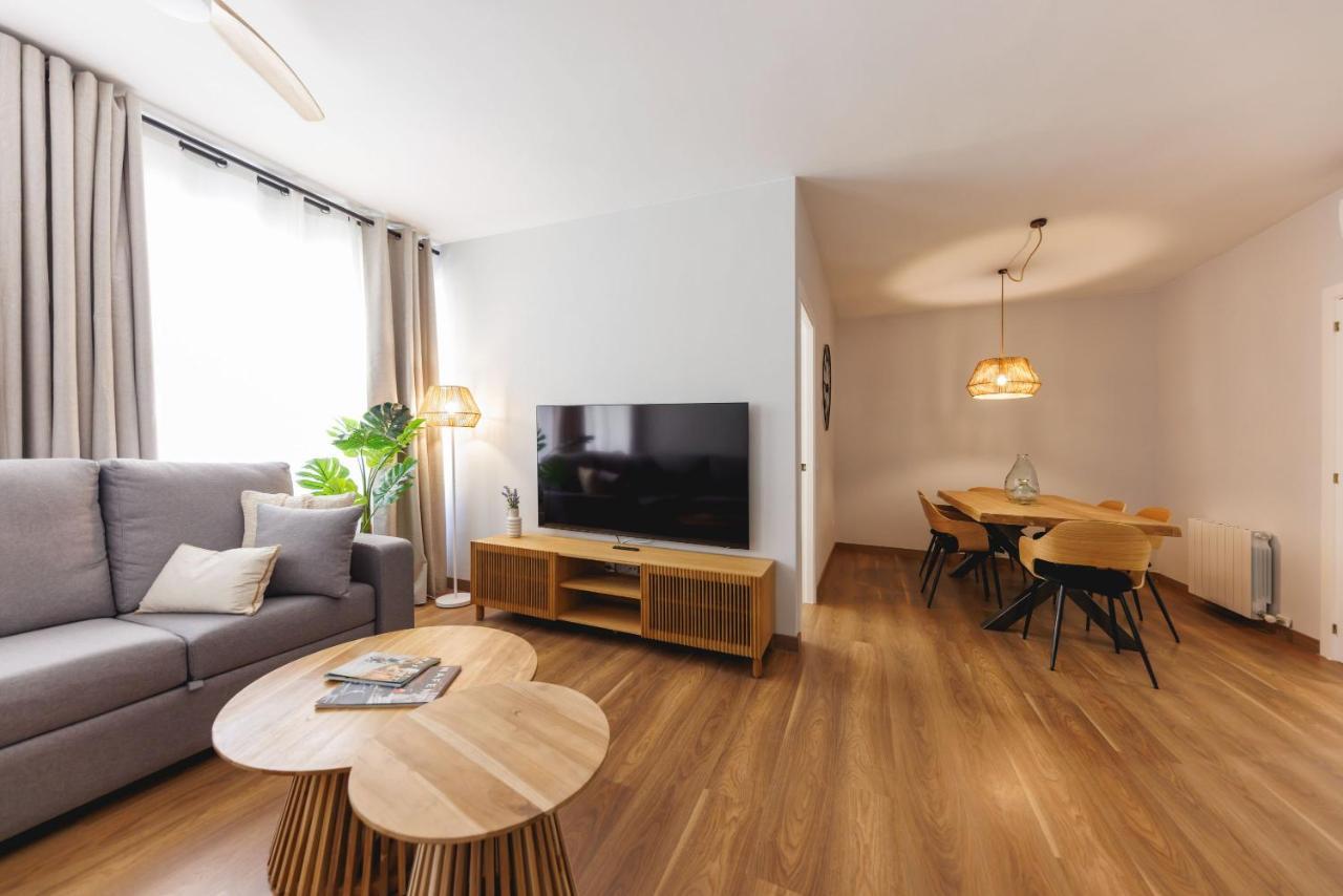 Bravissimo Figuerola, Spacious 3-Bedroom Apartment Girona Eksteriør billede