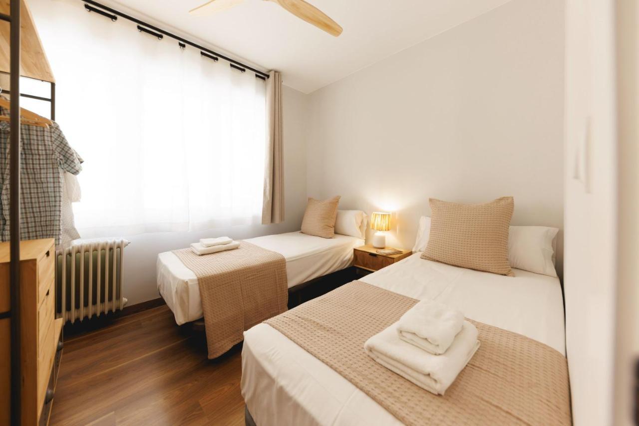 Bravissimo Figuerola, Spacious 3-Bedroom Apartment Girona Eksteriør billede
